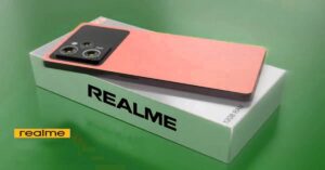 Realme V30
