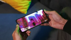 ZTE V70